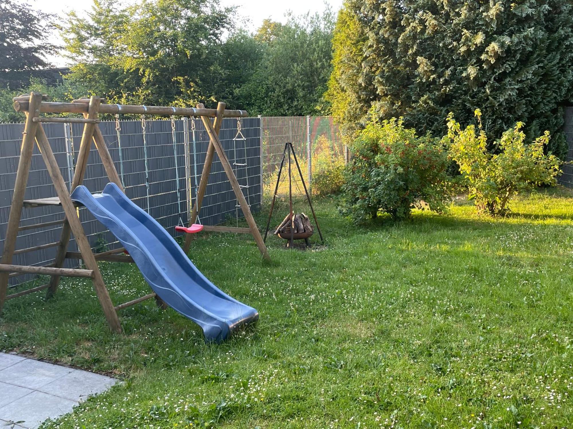 Behagliches Haus Mit Kamin Vakantiehuis